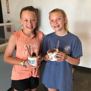 Meet your Posher, Addy